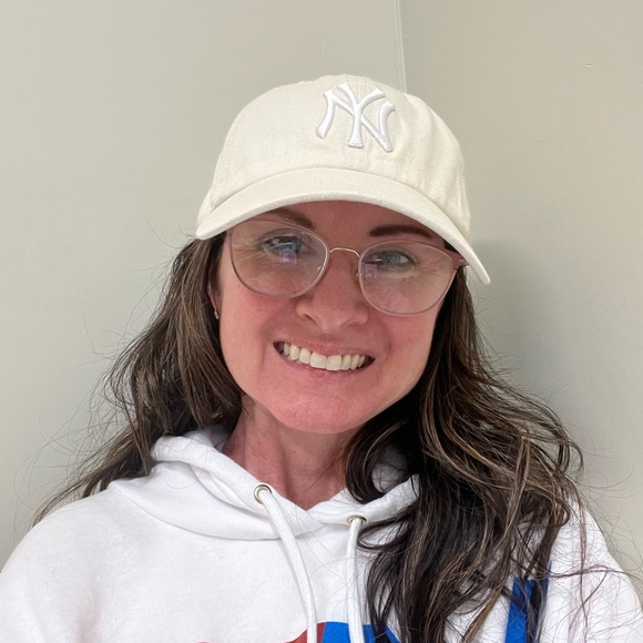 Meet your Posher, Karen - Picture 8 of 8